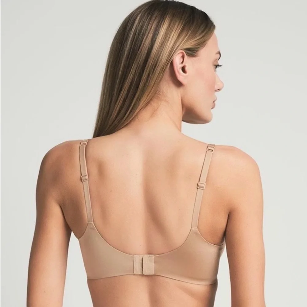 Skims Ultimate Push up Plunge Bra - Picture 2 of 5